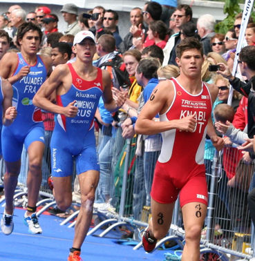 Mola holt sich den Sprintsieg in Abu Dhabi