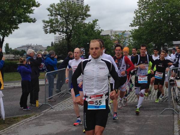 Über 450 Athleten trotzen in Wien dem schlechten Wetter