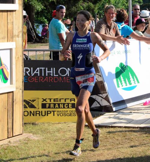 Carina Wasle Zweite bei XTERRA France