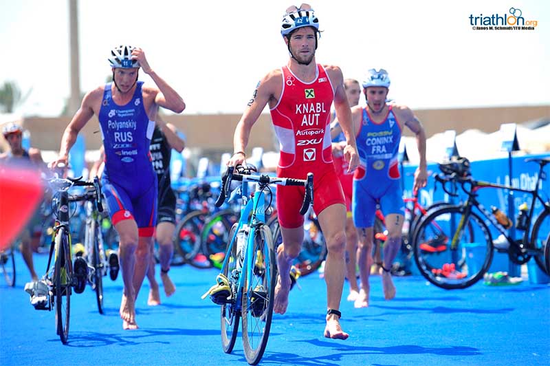 Saisonauftakt der World Triathlon Serie in Abu Dhabi