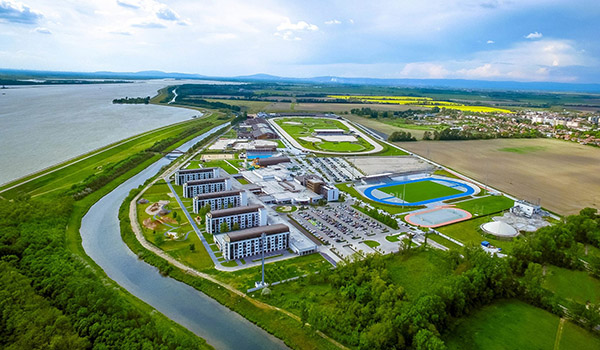 Neue Schwimmstrecke für The Championship in Samorin