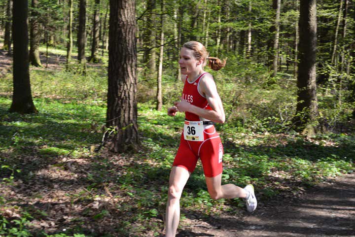 Sandrina Illes kürt sich zur Duathlon Europameisterin