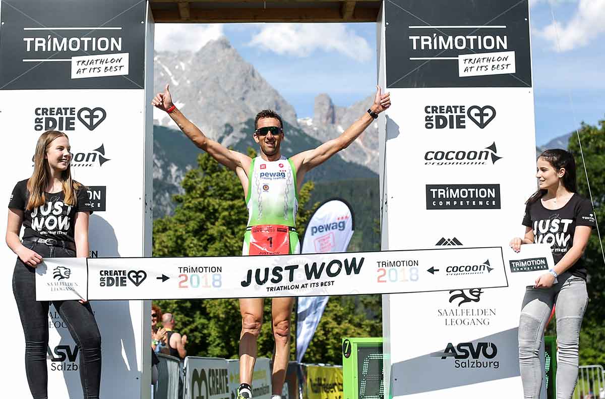 Trimotion: Titelverteidiger Marino Vanhoenacker siegt mit Streckenrekord