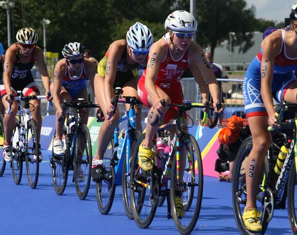 Hauser bei ITU Weltcup in Tschechien in den Top 10