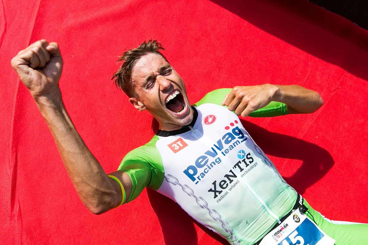 Thomas Steger siegt beim IRONMAN 70.3 Zell am See 2019
