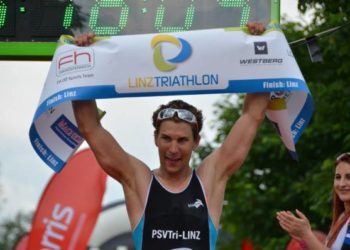 Paul Ruttmann überrascht mit Sieg beim Linz Triathlon 10