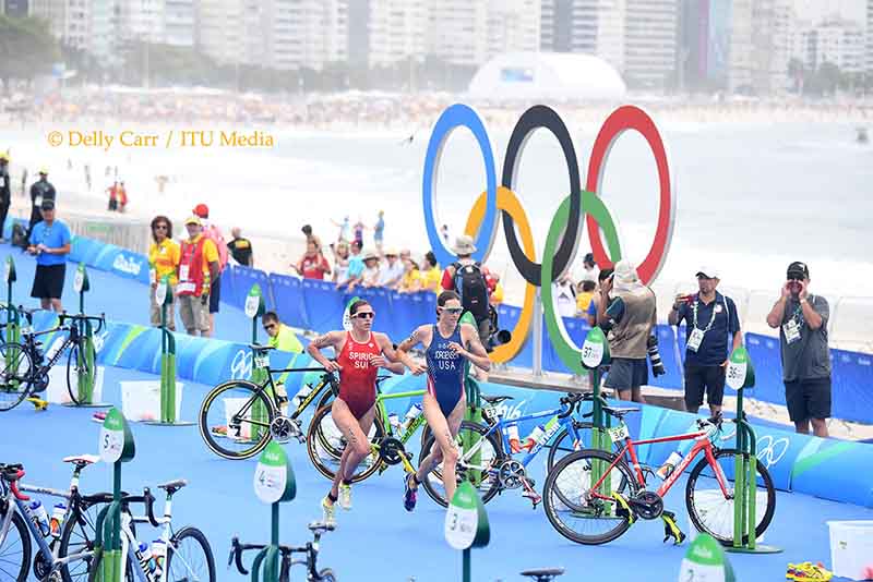 Die besten Bilder des Olympischen Triathlons der Damen in Rio 2016 9 Spirig oder doch Jorgensen? Zu diesem Zeitpunkt war das Rennen noch vollkommen offen
