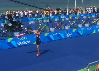 Alistair Brownlee kürt sich zum ersten Doppelolympiasieger (Photo: ITU Media)