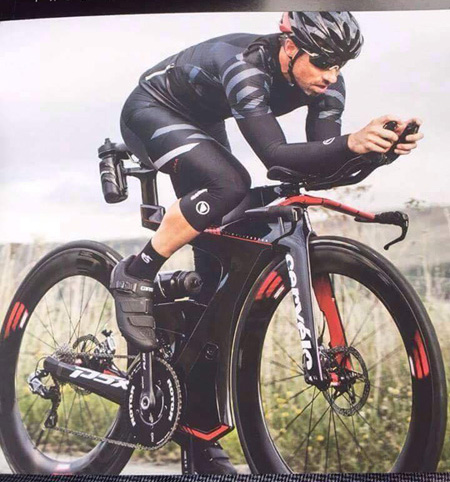 Neue Triathlon Räder Präsentationen beim IRONMAN Hawaii 2 Das neue "P6?" von Cervelo