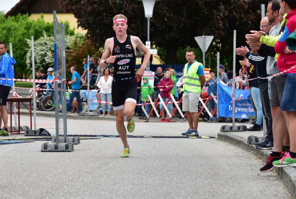 Luftensteiner bei Sprung ins Wasser mit Glück im Unglück
