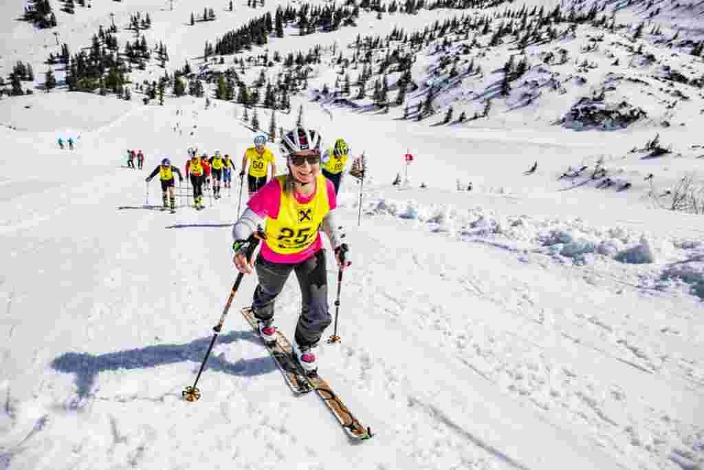 Alpin Challenge: Traillauf – Mountainbike – Tourenski am Feuerkogel Mit den Tourenski ins Ziel bei der Feuerkogel Challenge