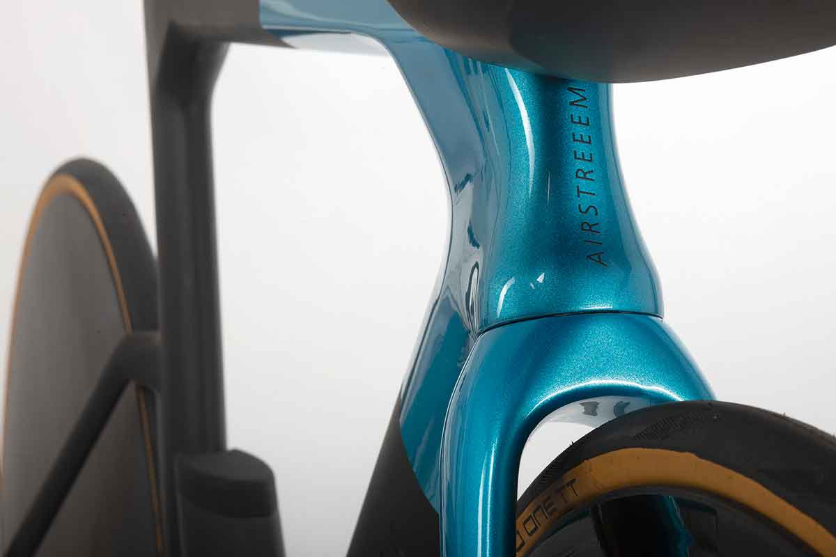 Airstreeem launcht TT PLUS DISC Triathlon Zeitfahrrad 4 Airstreeem launcht TT PLUS DISC Triathlon Zeitfahrrad 3