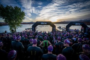 Schwimmstart der IRONMAN World Championship 2021