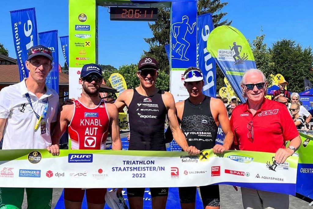 Hollaus besiegt Knabl, Enzenberger mit Motorradunfall Lukas Hollaus